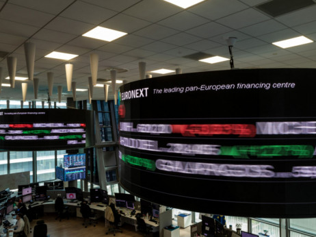 Europske dionice u padu, tone i euro