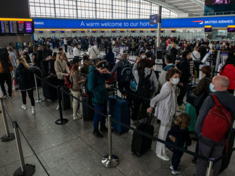 Pozdravimo se s jeftinim aviokartama, pojest će ih dekarbonizacija