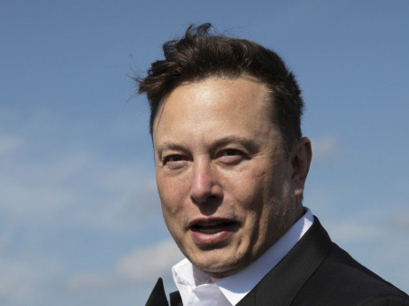 Elon Musk više nije najbogatiji čovjek na svijetu, prešišao ga Arnault