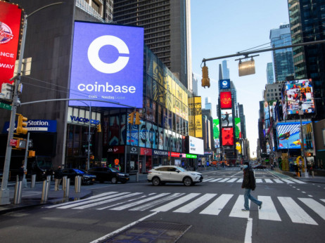 Coinbase očekuje kako će ovu godinu završiti s upola manje prihoda