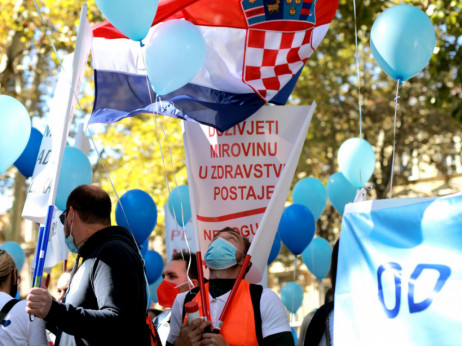 Prosvjeduju medicinske sestre i tehničari, traže veće plaće