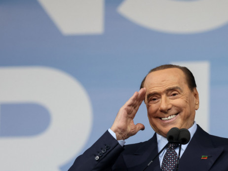 Preminuo Silvio Berlusconi