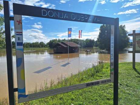 Na dijelovima Mure, Drave i Save na snazi izvanredno stanje