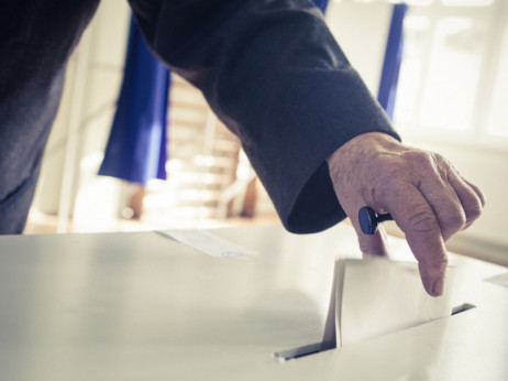 Poljaci će na referendumu odlučivati o prodaji državnih poduzeća