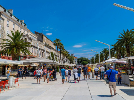 U prvih deset mjeseci turistički rezultat izjednačen s rekordnom 2019.