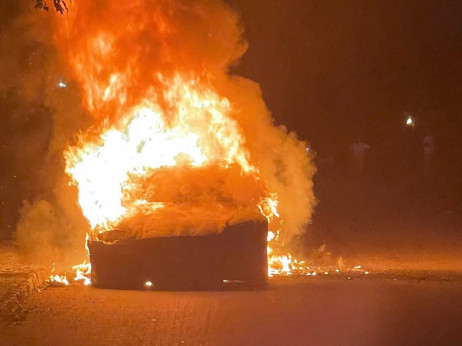 Tesla otpušta više od 14 tisuća radnika